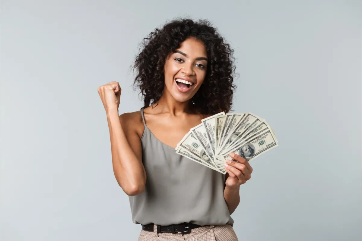 Hur får man kontanter innan en resa utomlands?